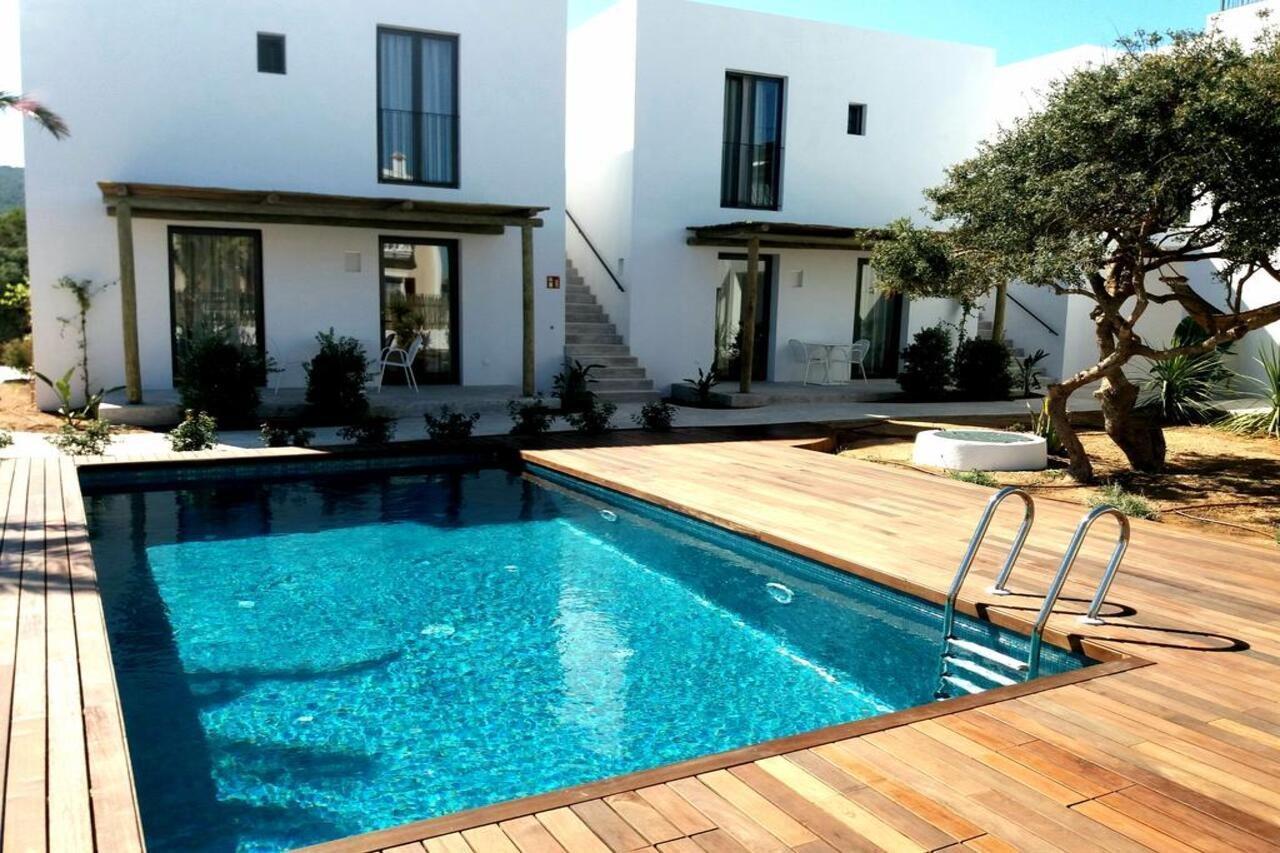 Sa Cala Suites Es Calo  Exterior photo