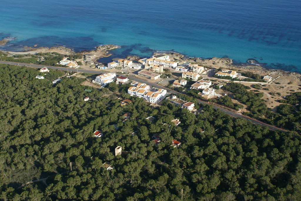 Sa Cala Suites Es Calo  Exterior photo