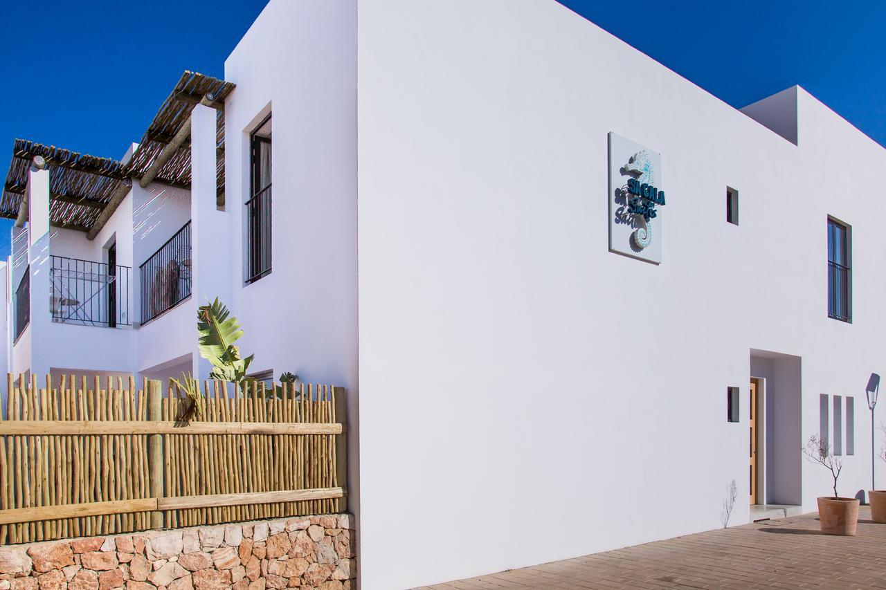 Sa Cala Suites Es Calo  Exterior photo