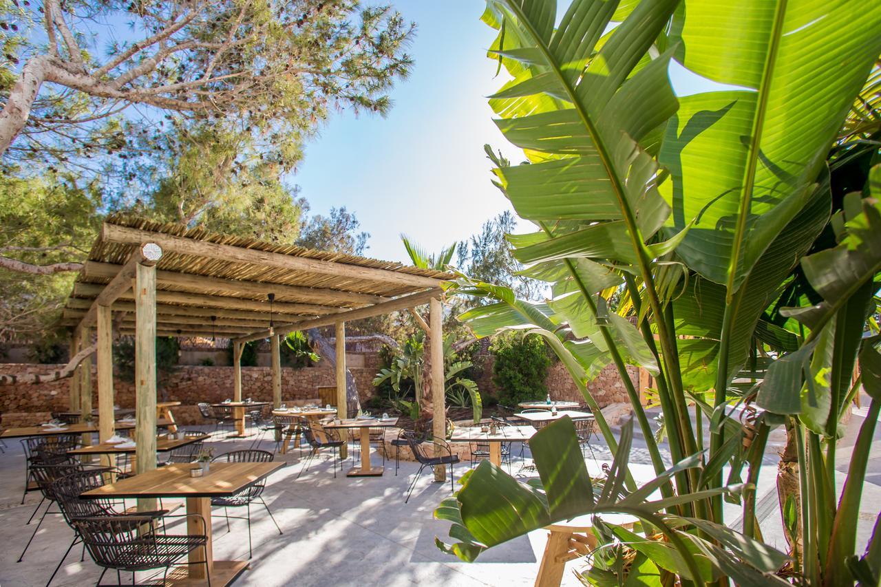 Sa Cala Suites Es Calo  Exterior photo