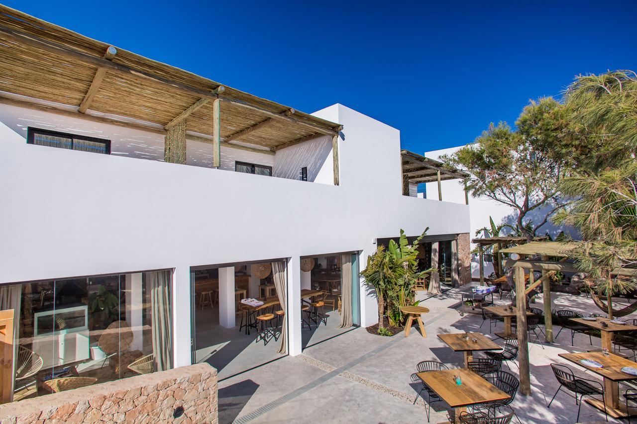 Sa Cala Suites Es Calo  Exterior photo
