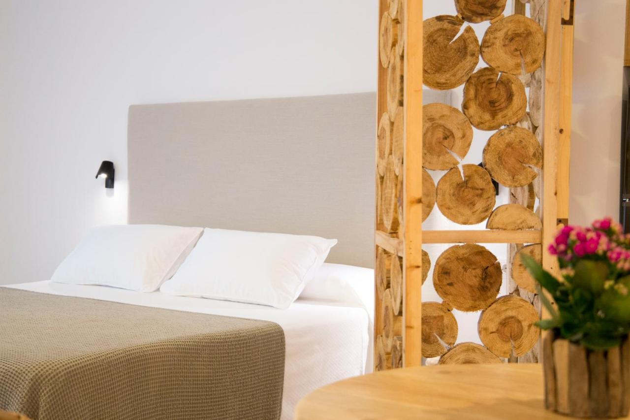 Sa Cala Suites Es Calo  Exterior photo